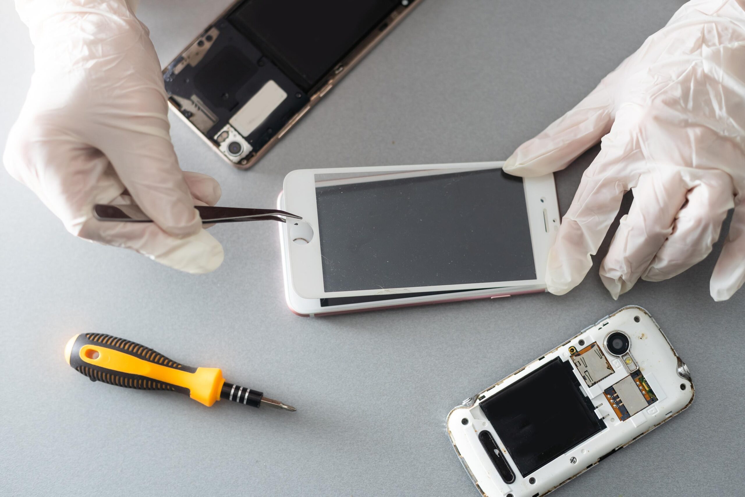 Dlaczego telefon zawiesza się podczas korzystania z aplikacji - Blog technologiczny - Apple Android IT Naprawy Porady