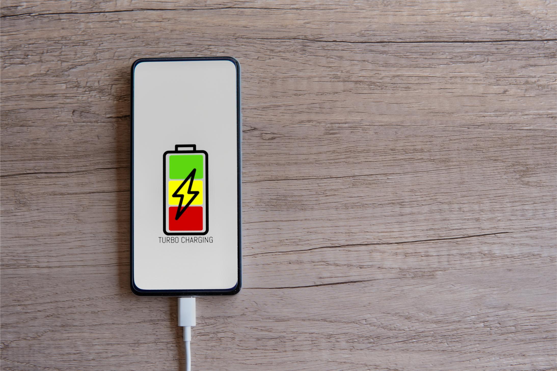 Dlaczego telefon sam się restartuje i co z tym zrobić? - Blog technologiczny - Apple Android IT Naprawy Porady